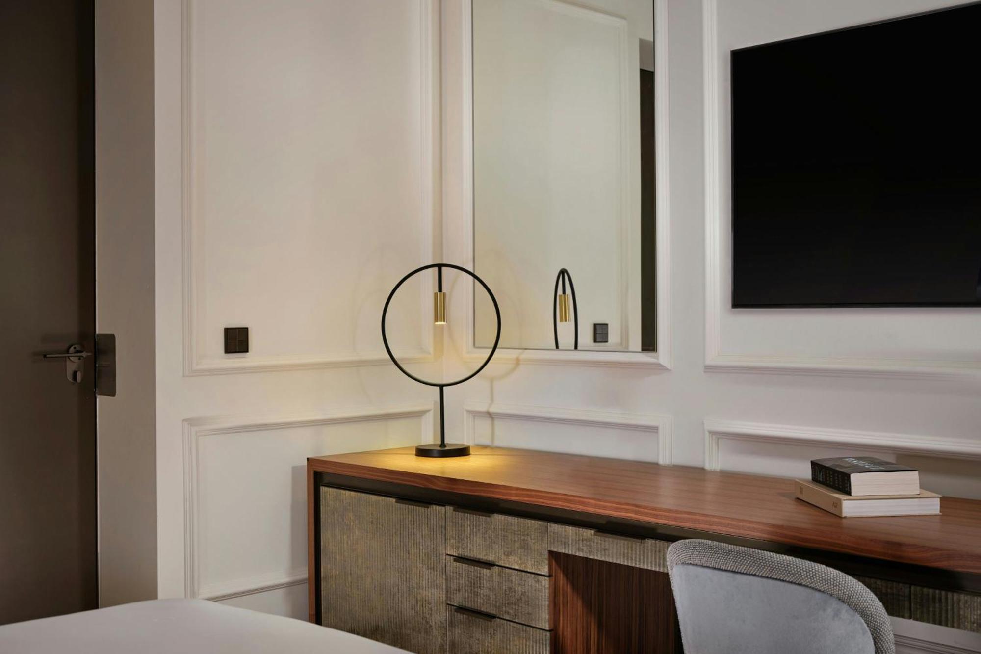 Verte, Warsaw, Autograph Collection 5* Warszawa